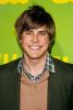chris_thecwwintertcaparty2007_arrivals_005.jpg